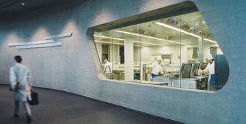 效率與美學(xué)的交匯——探秘寶馬汽車萊比錫工廠導(dǎo)視系統(tǒng)設(shè)計(jì)